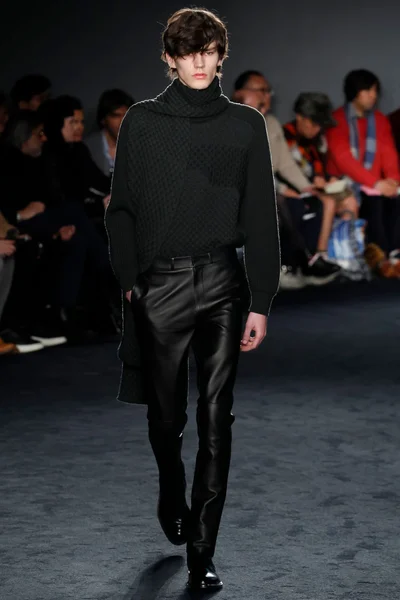 Look 13